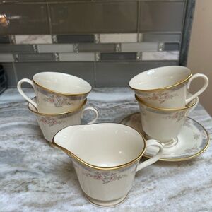Lenox Somerset Coffee cups Lot Bundle 4 Cups , 1 Saucer &  CREAMER CHINA